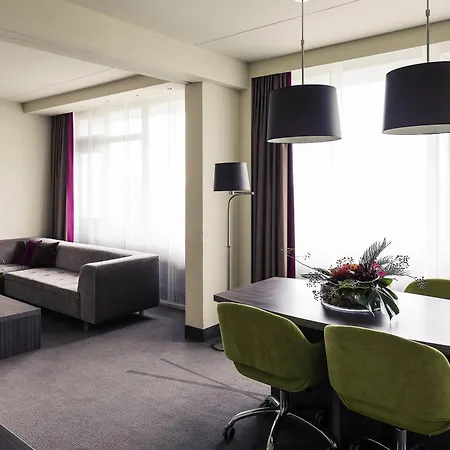 Mercure Hotel Groningen Martiniplaza-2