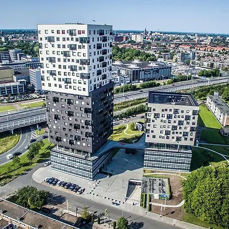 Leonardo Hotel Groningen-2